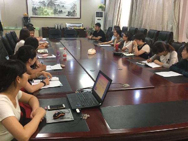 座谈会现场 座谈会现场